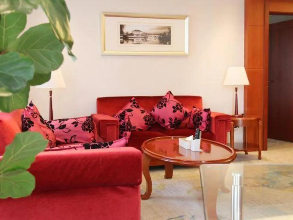 Xian Qujiang Yinzuo Hotel