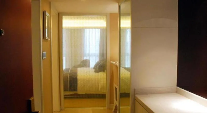 Bed in Xian Qujiang Yinzuo Hotel