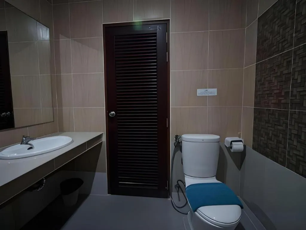 Sea Mountain Khanom Hotel