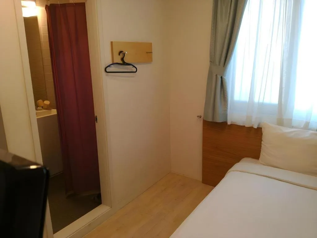 Bed in Wons Ville Myeongdong Hotel