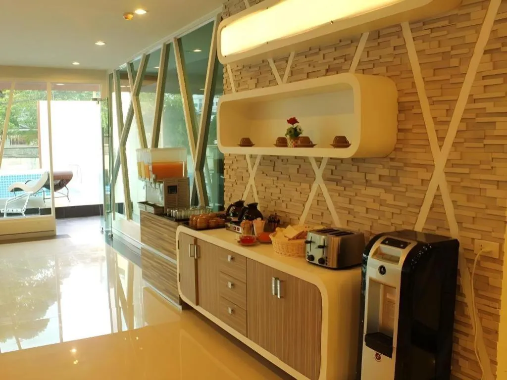 Chariot Pattaya Hotel