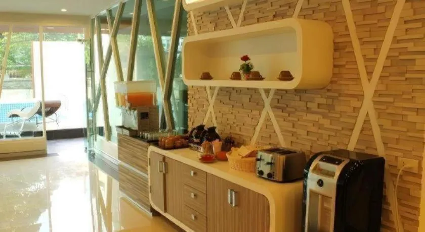 Chariot Pattaya Hotel