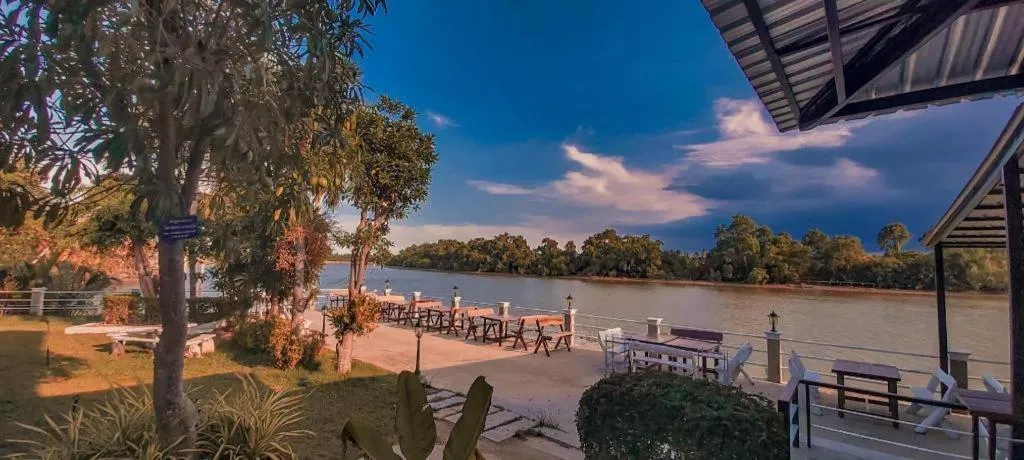 Nopparat Garden Hotel