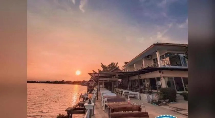 Nopparat Garden Hotel