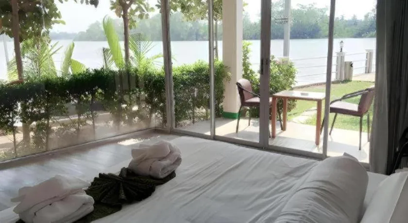 Nopparat Garden Hotel