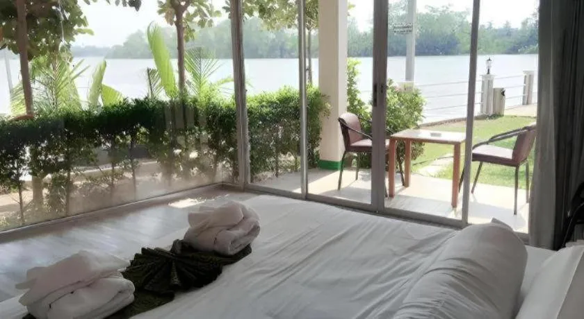 Nopparat Garden Hotel