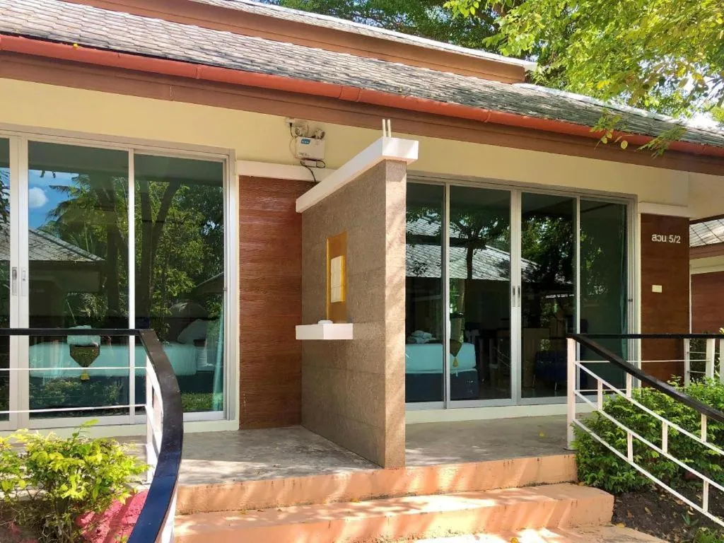 Nopparat Garden Hotel