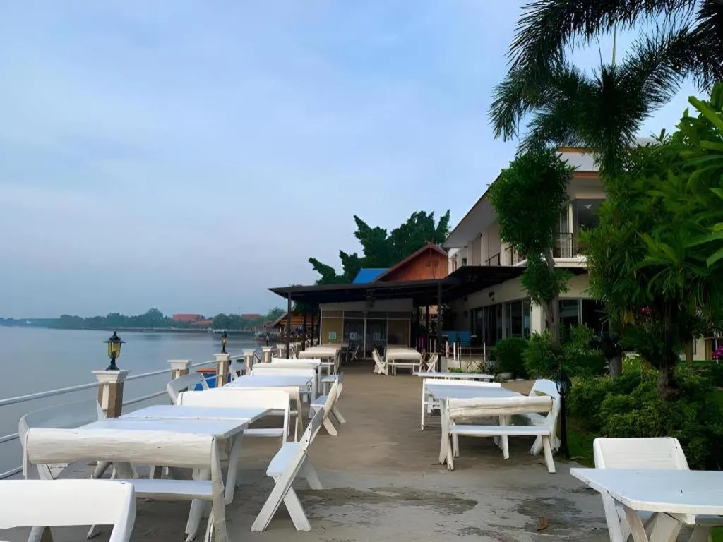 Nopparat Garden Hotel