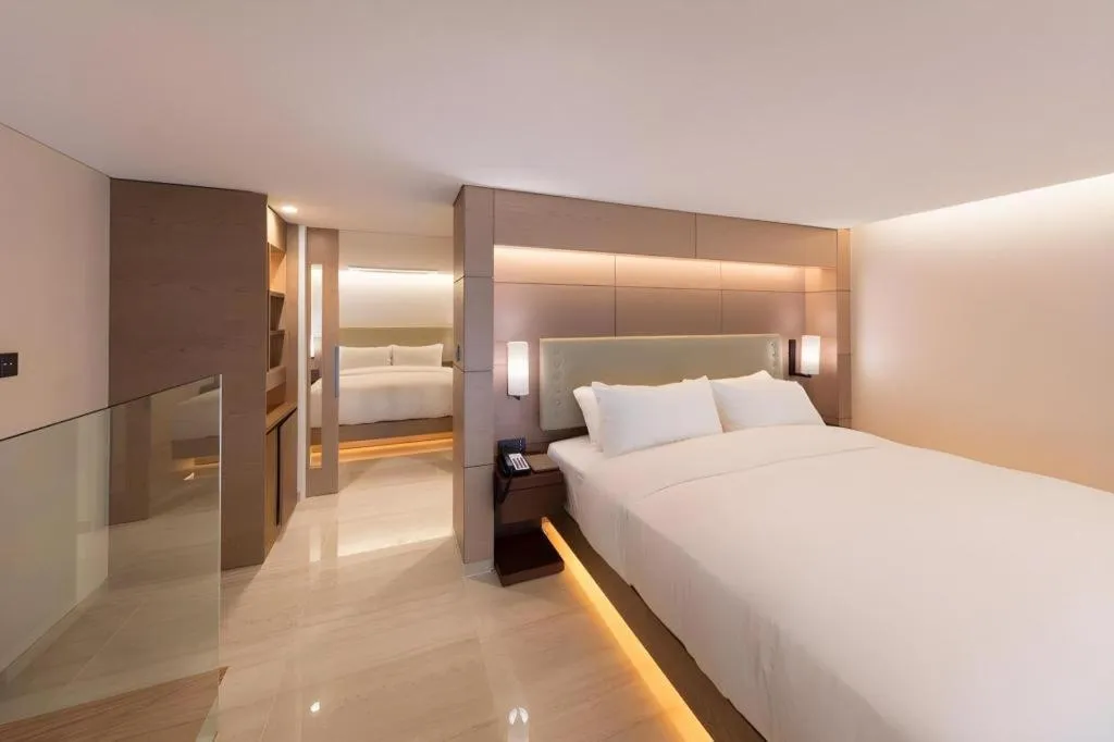 Bed in Sun Cruise Resort and Yacht