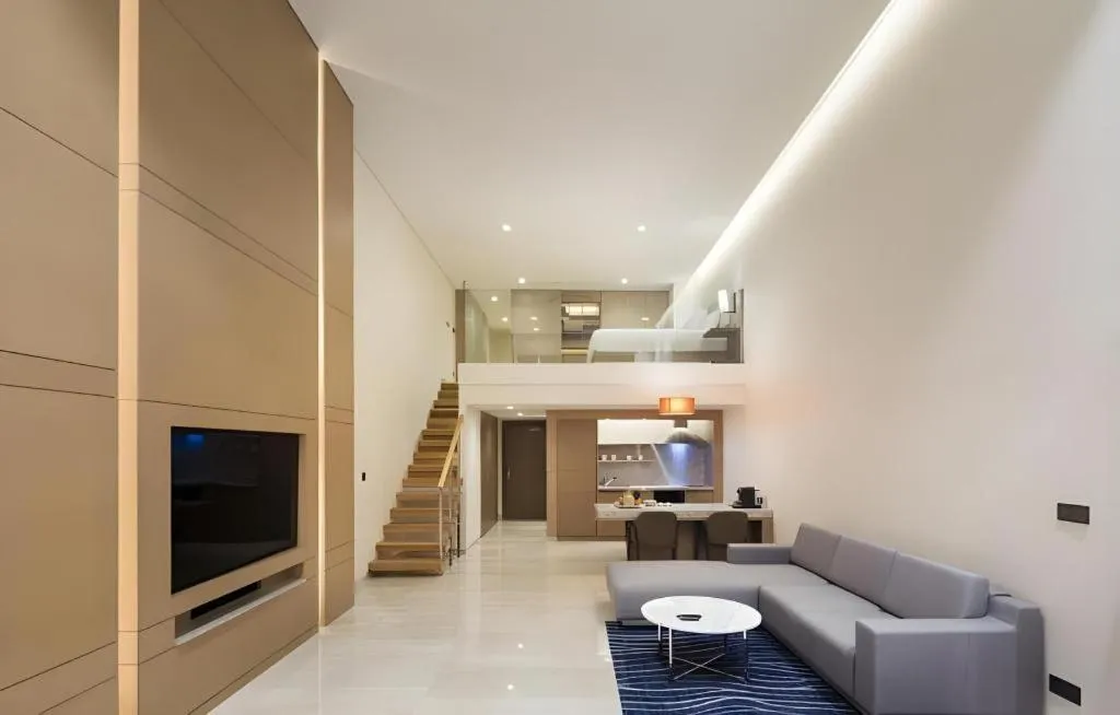 Sun Cruise Resort and Yacht