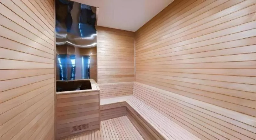 Sun Cruise Resort and Yacht