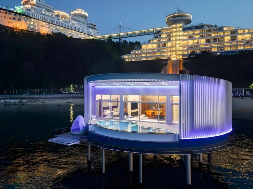 Sun Cruise Resort and Yacht