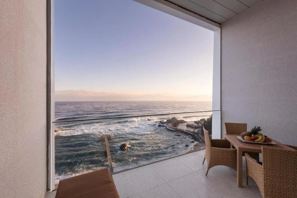 Sun Cruise Resort and Yacht