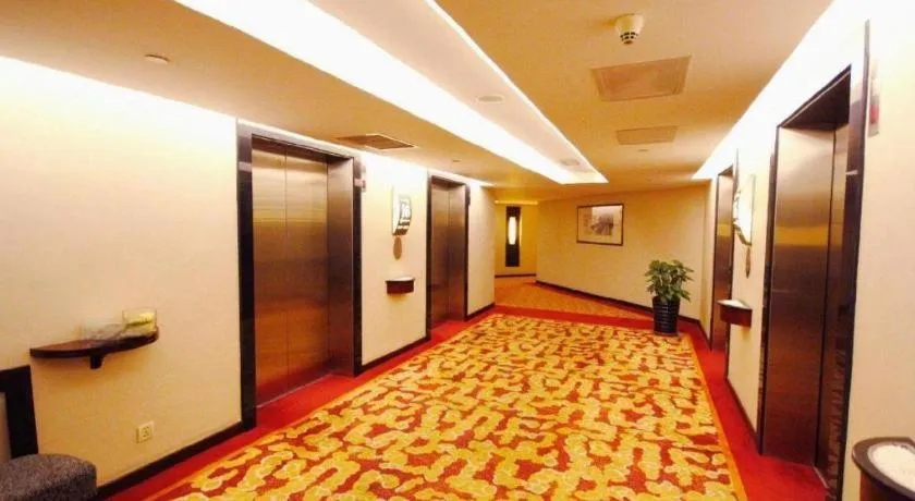 Dalian Grand Continent International Hotel