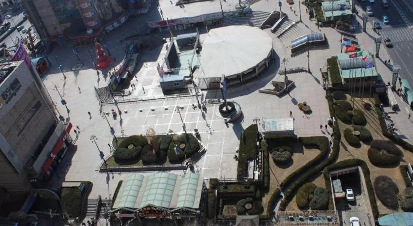 Dalian Grand Continent International Hotel