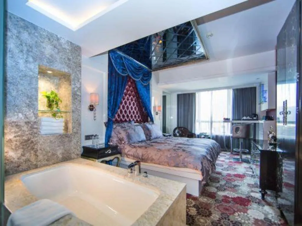 Bed in Wuyang Holiday Hotel Hangzhou