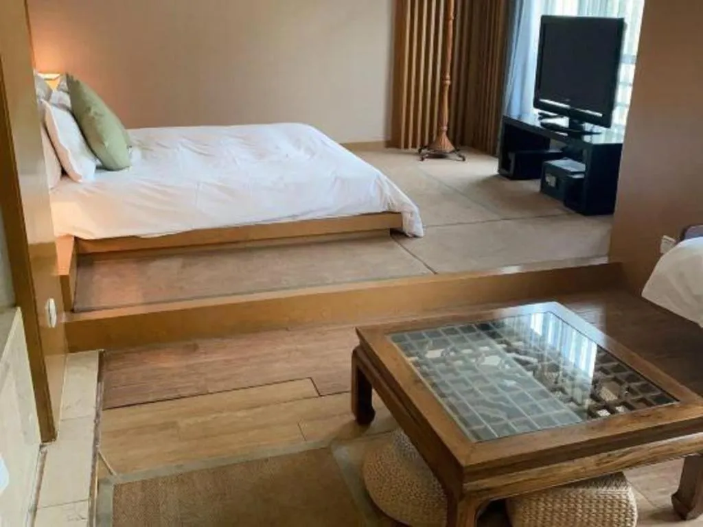 Bed in Wuyang Holiday Hotel Hangzhou