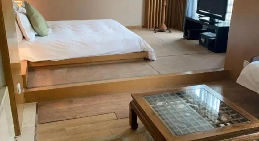 Bed in Wuyang Holiday Hotel Hangzhou