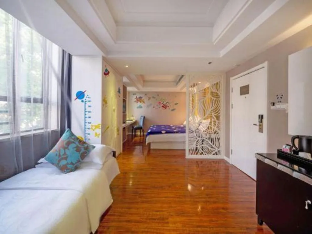 Bed in Wuyang Holiday Hotel Hangzhou