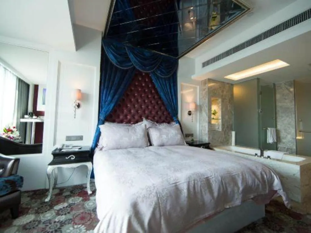 Bed in Wuyang Holiday Hotel Hangzhou