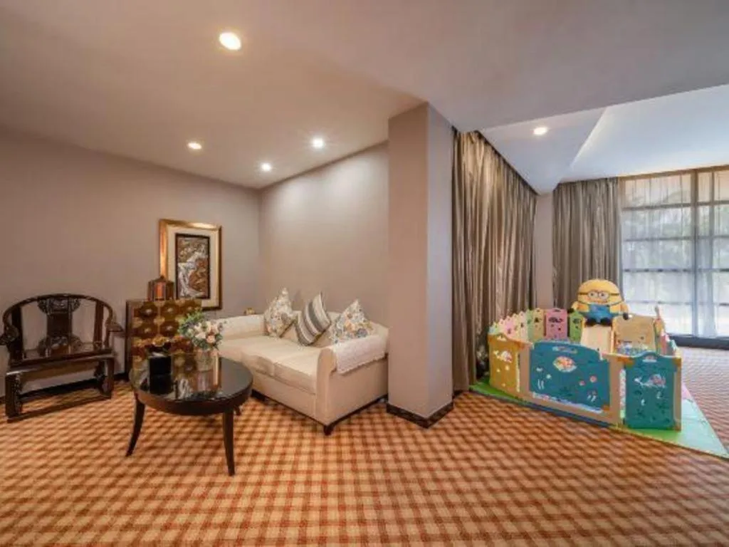 Bed in Nanning Yongjiang Hotel