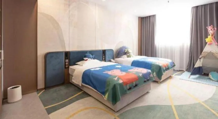 Bed in Nanning Yongjiang Hotel