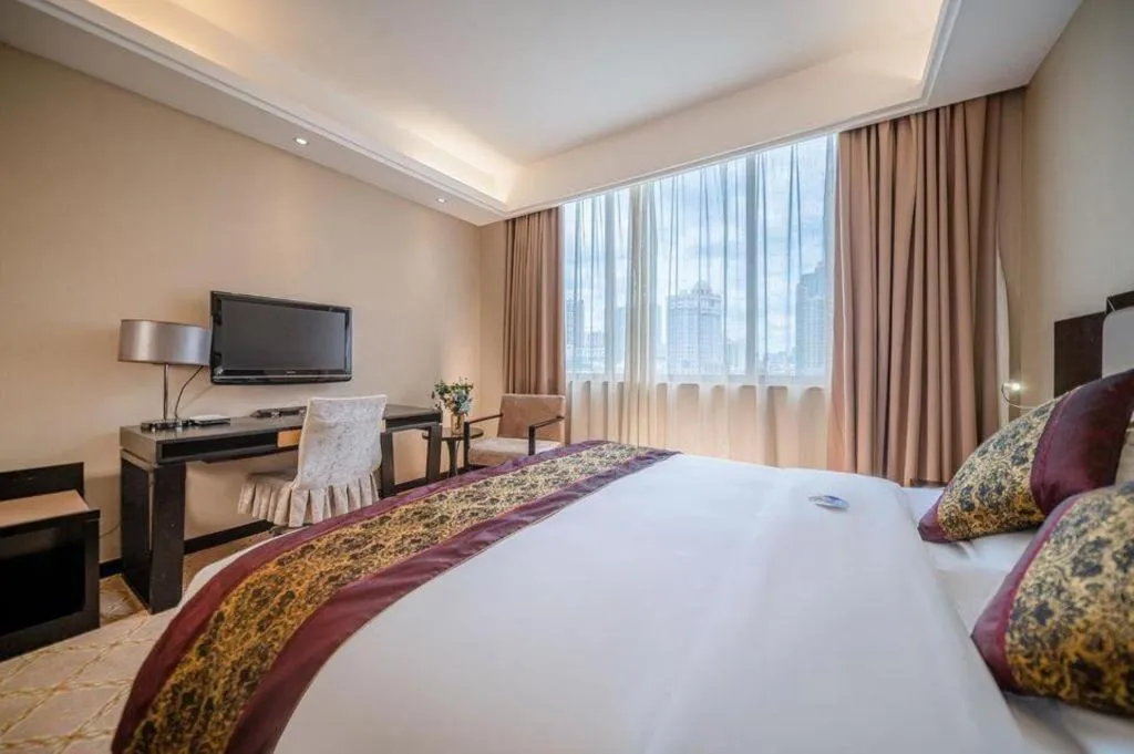 Bed in Nanning Yongjiang Hotel