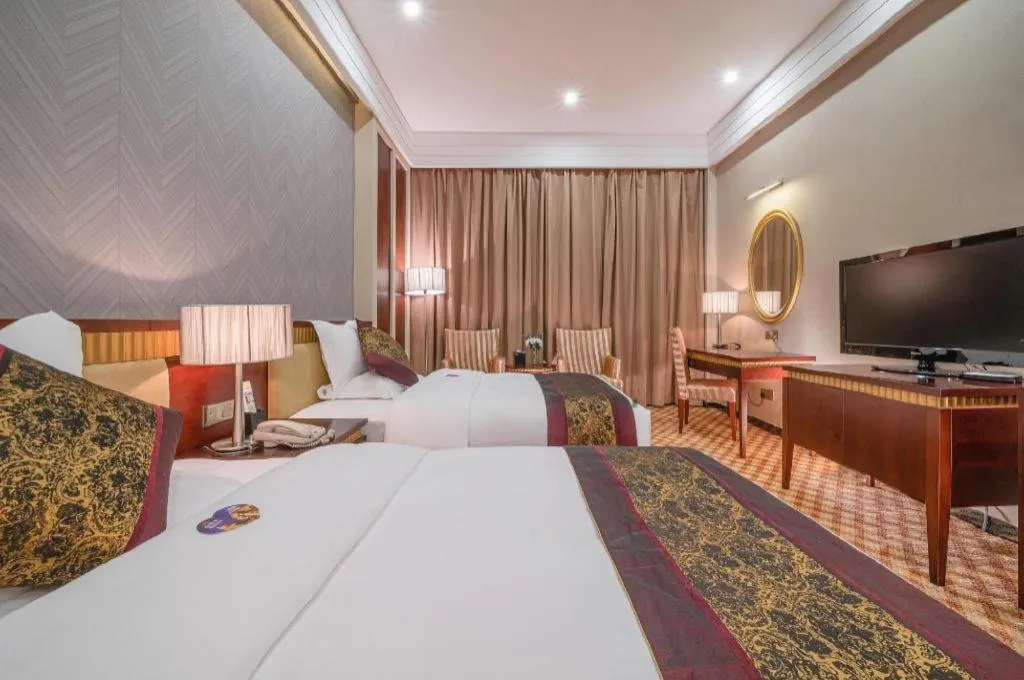 Bed in Nanning Yongjiang Hotel