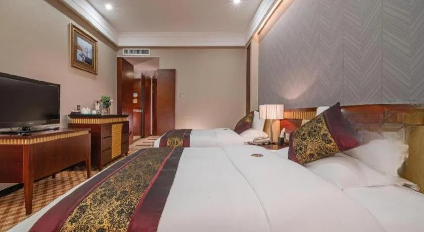 Bed in Nanning Yongjiang Hotel