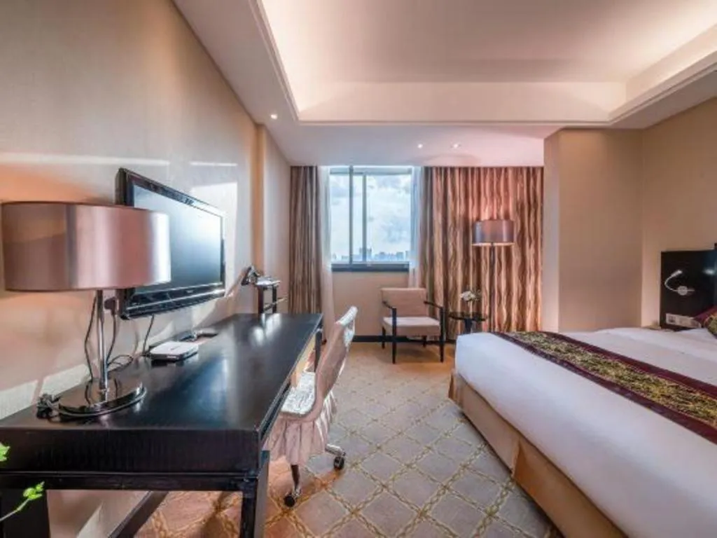 Bed in Nanning Yongjiang Hotel