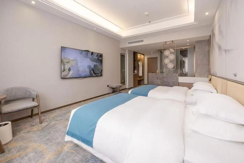 Bed in Nanning Yongjiang Hotel