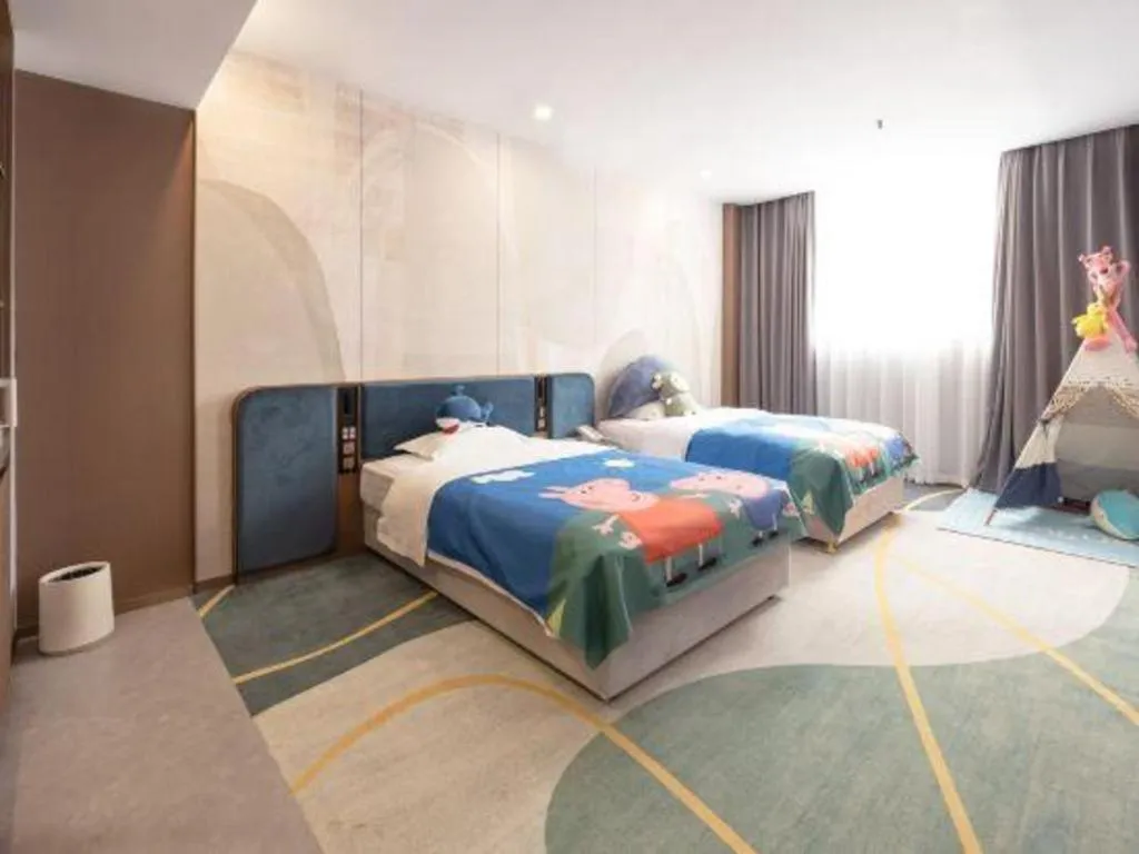 Bed in Nanning Yongjiang Hotel