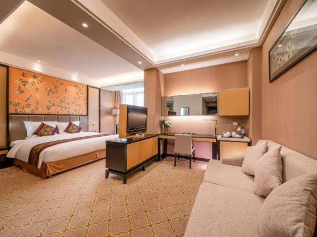 Bed in Nanning Yongjiang Hotel