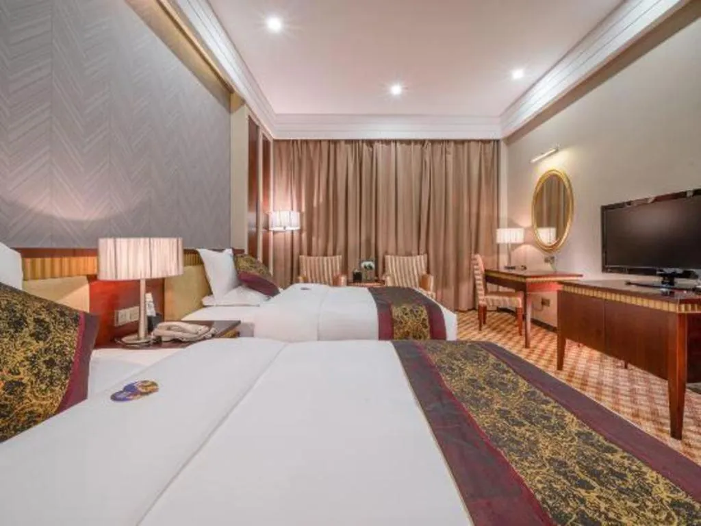 Bed in Nanning Yongjiang Hotel