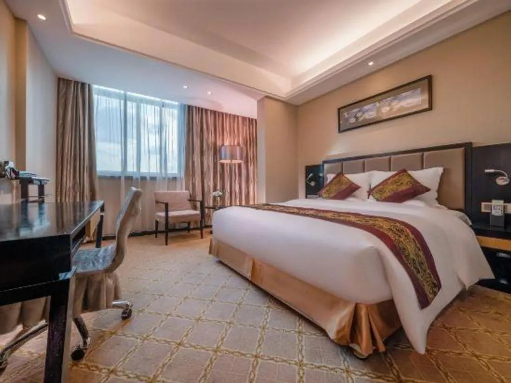 Bed in Nanning Yongjiang Hotel