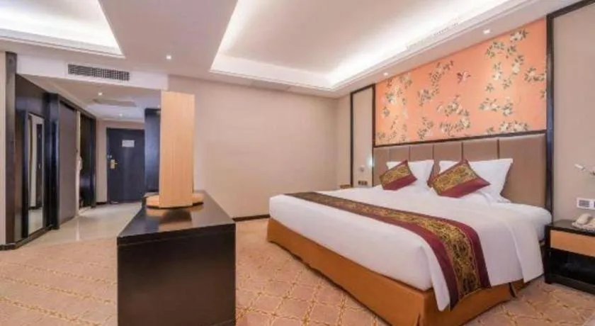 Bed in Nanning Yongjiang Hotel