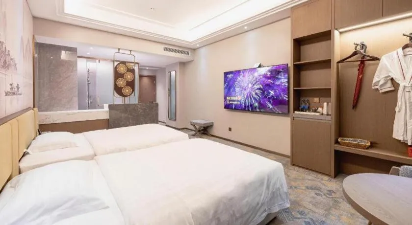 Bed in Nanning Yongjiang Hotel