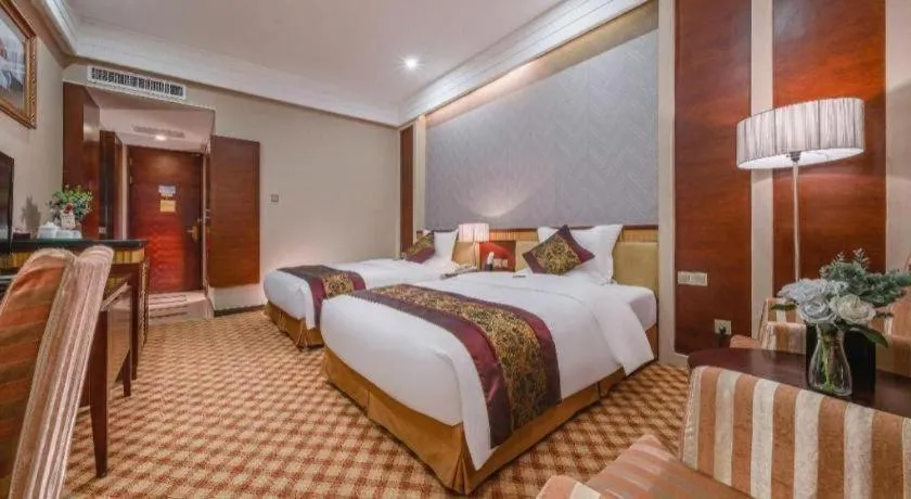 Bed in Nanning Yongjiang Hotel