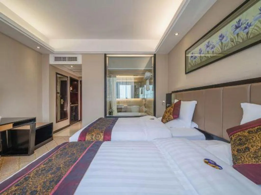 Bed in Nanning Yongjiang Hotel