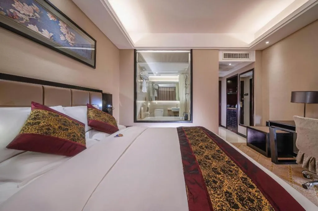 Bed in Nanning Yongjiang Hotel