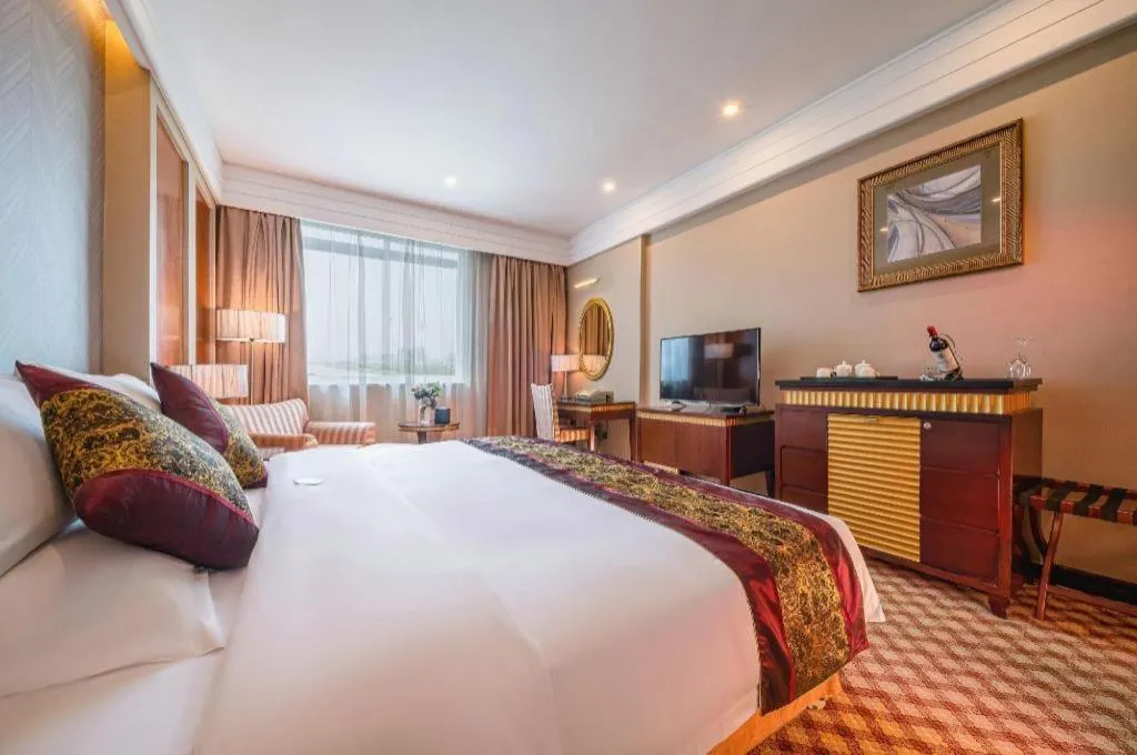 Bed in Nanning Yongjiang Hotel