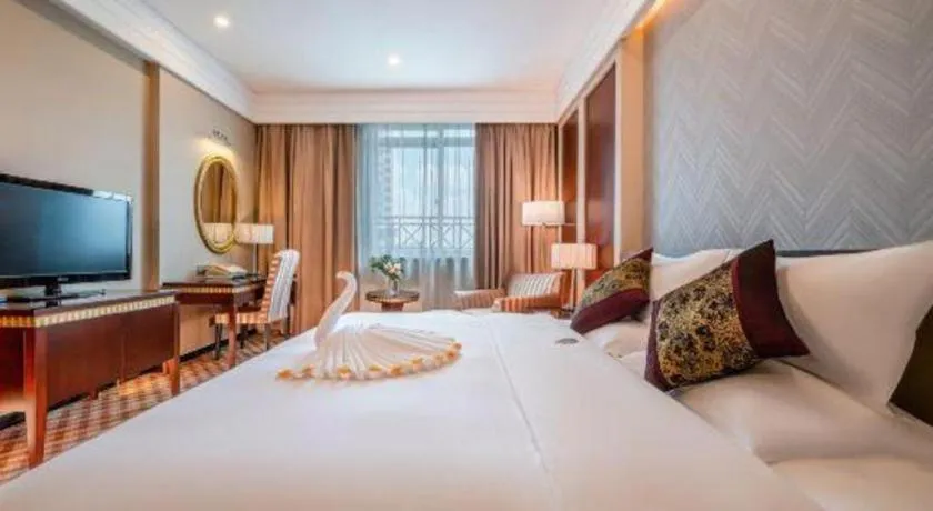 Bed in Nanning Yongjiang Hotel