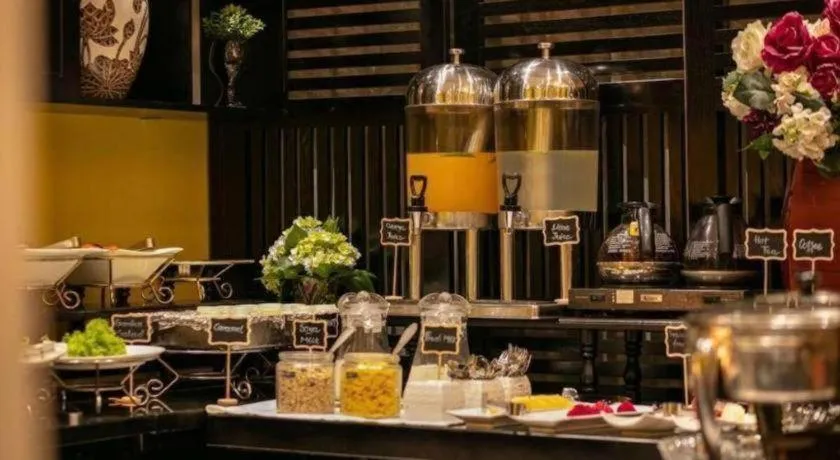 Hotel Des Arts – The Noble