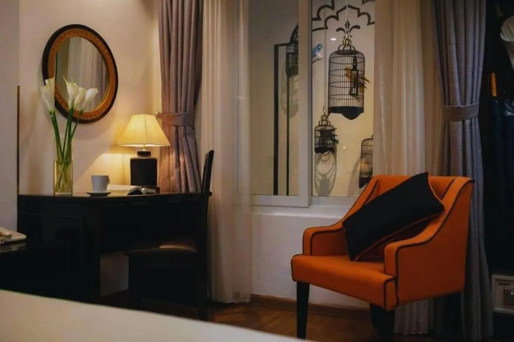 Hotel Des Arts – The Noble