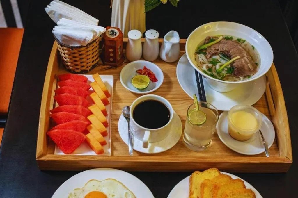 Hotel Des Arts – The Noble