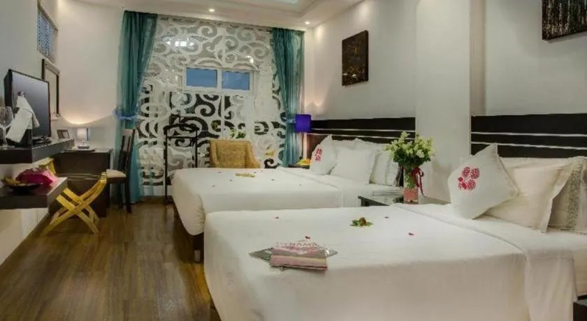 Hotel Des Arts – The Noble