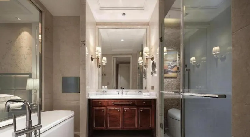 Dongwu New Century Grand Hotel Huzhou