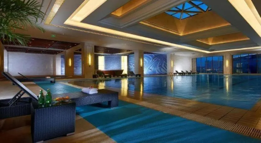 Dongwu New Century Grand Hotel Huzhou