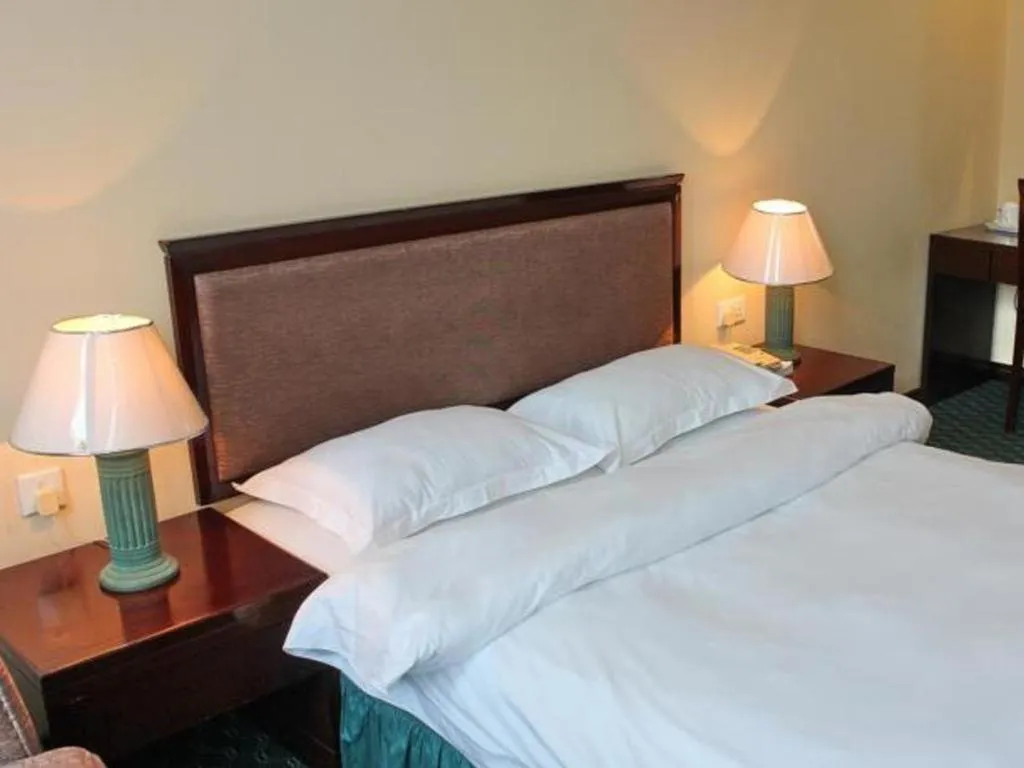 Bed in Traders Inn Brunei