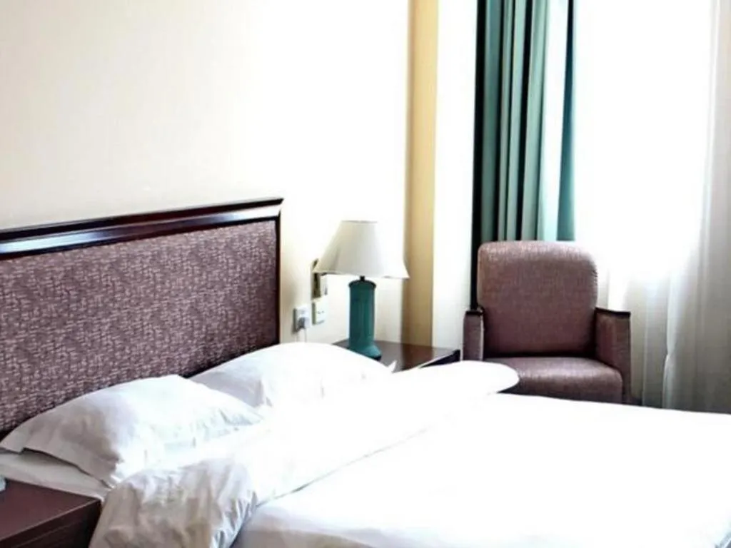 Bed in Traders Inn Brunei